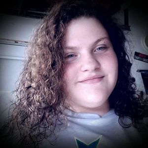 Meet your Posher, Rebekah